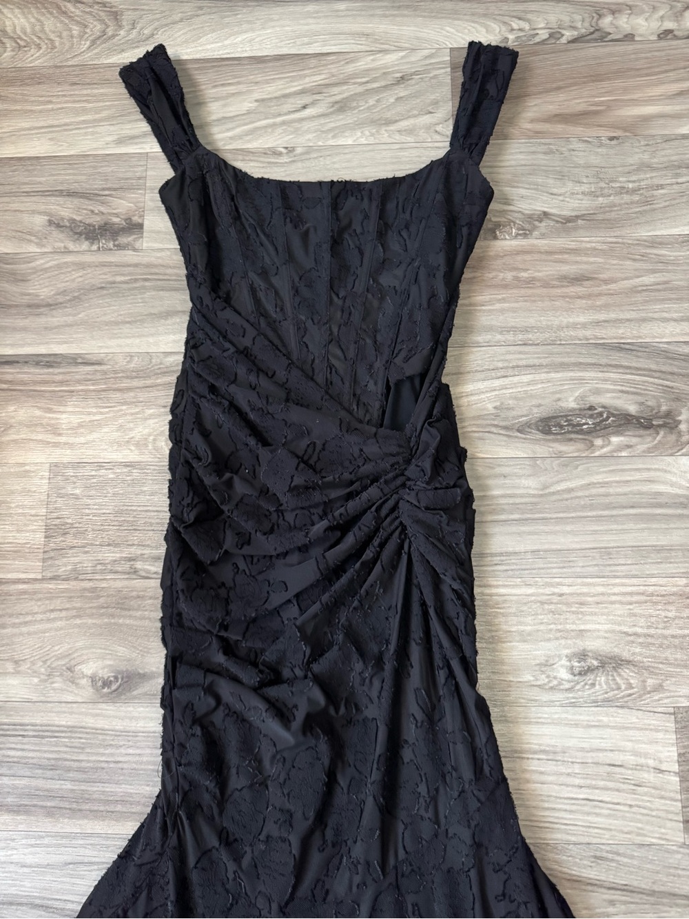 House of Cb Cesca Floral Ruched High-Low Dress in Black Size Medium - Picture 3 of 12